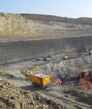 Püskürtme Beton (Shotcrete) Zemin Çivili İksa ürünümüz - Strong Zemin