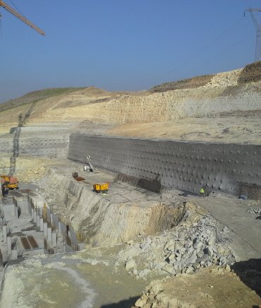 Püskürtme Beton (Shotcrete) Zemin Çivili İksa ürünümüz - Strong Zemin